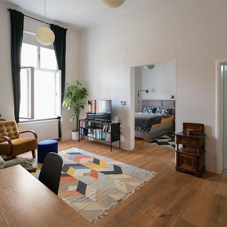 Apartment Ludwig - Films & Movies Collection Ζάγκρεμπ Εξωτερικό φωτογραφία